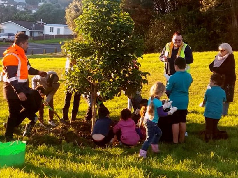 Supporting locally-led change. Inspiring Communities Supporting locally-led change. Inspiring Communities